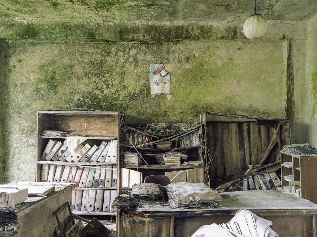 Image of an abandoned office. "Abandoned office" by soho42 is licensed under CC BY-NC-ND 2.0.